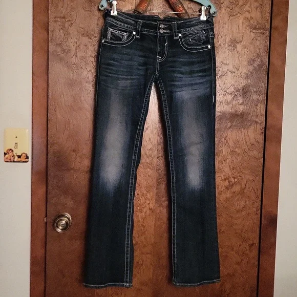 Vigoss Blue Jeans with Embellished Pockets Size 7/9 - Picture 1 of 15